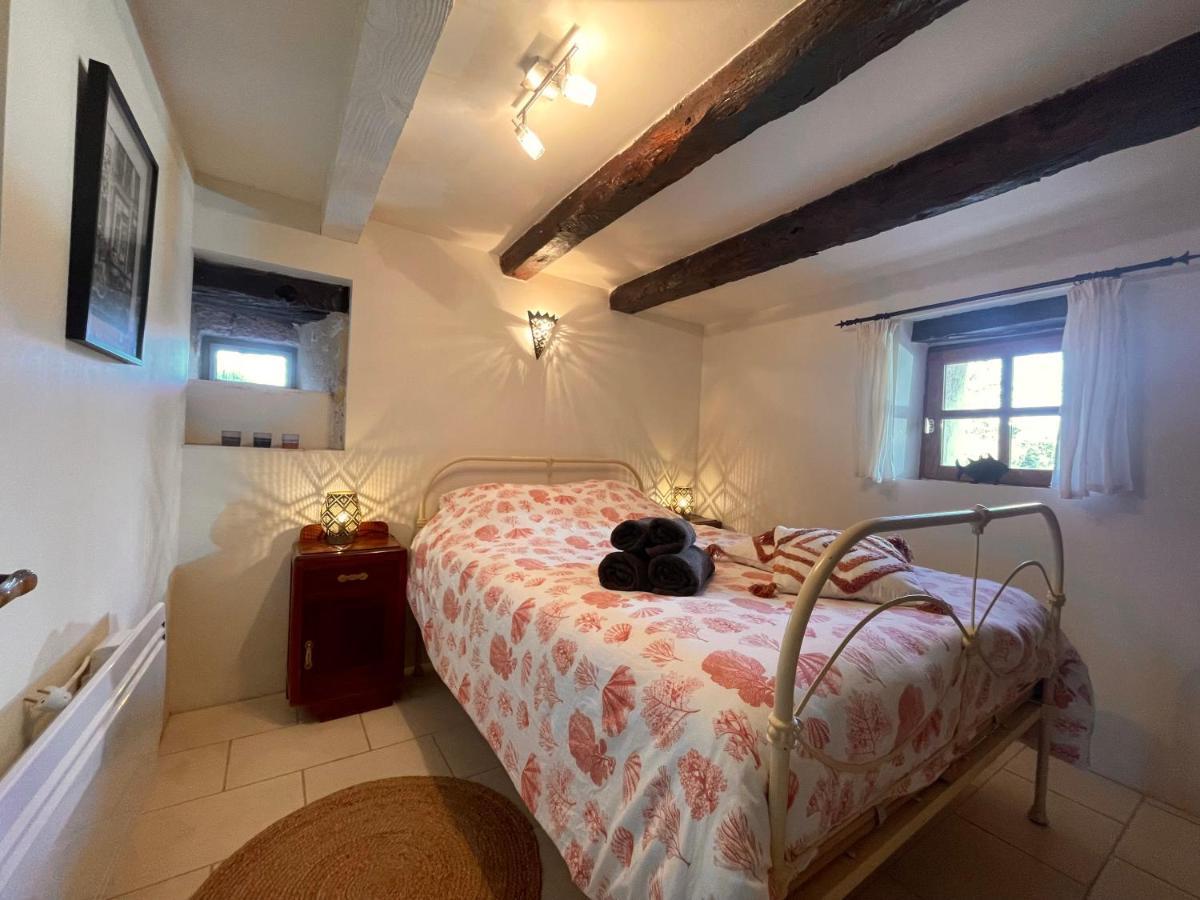 Bed & Breakfast Elisabeth Saint-Matre Exterior photo