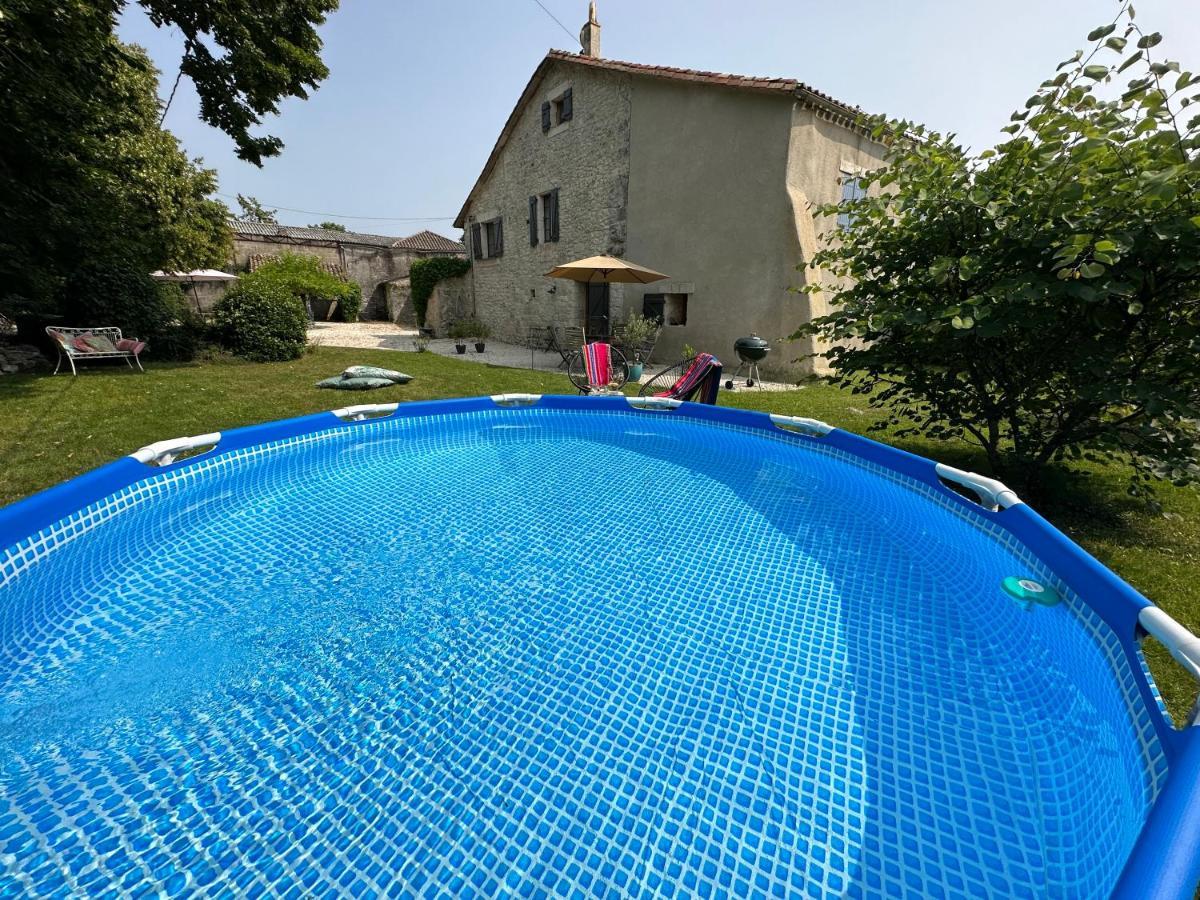 Bed & Breakfast Elisabeth Saint-Matre Exterior photo